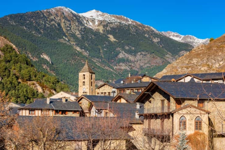reasons to live in Andorra retired