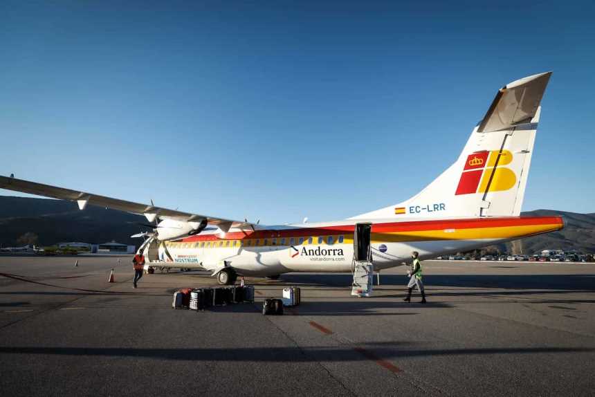 Crece la actividad en el aeropuerto Andorra- La Seu